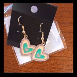 5/20 Chic Heart-Shaped Gold and Teal Earrings